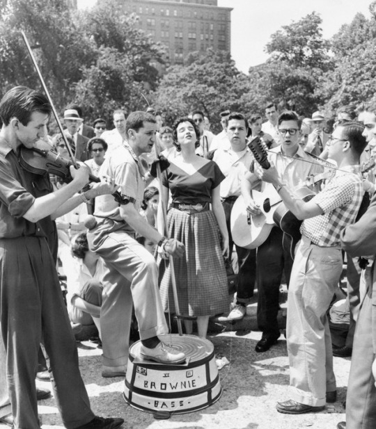 Folk revival musicians in Washington Square Park, New York City, 1955